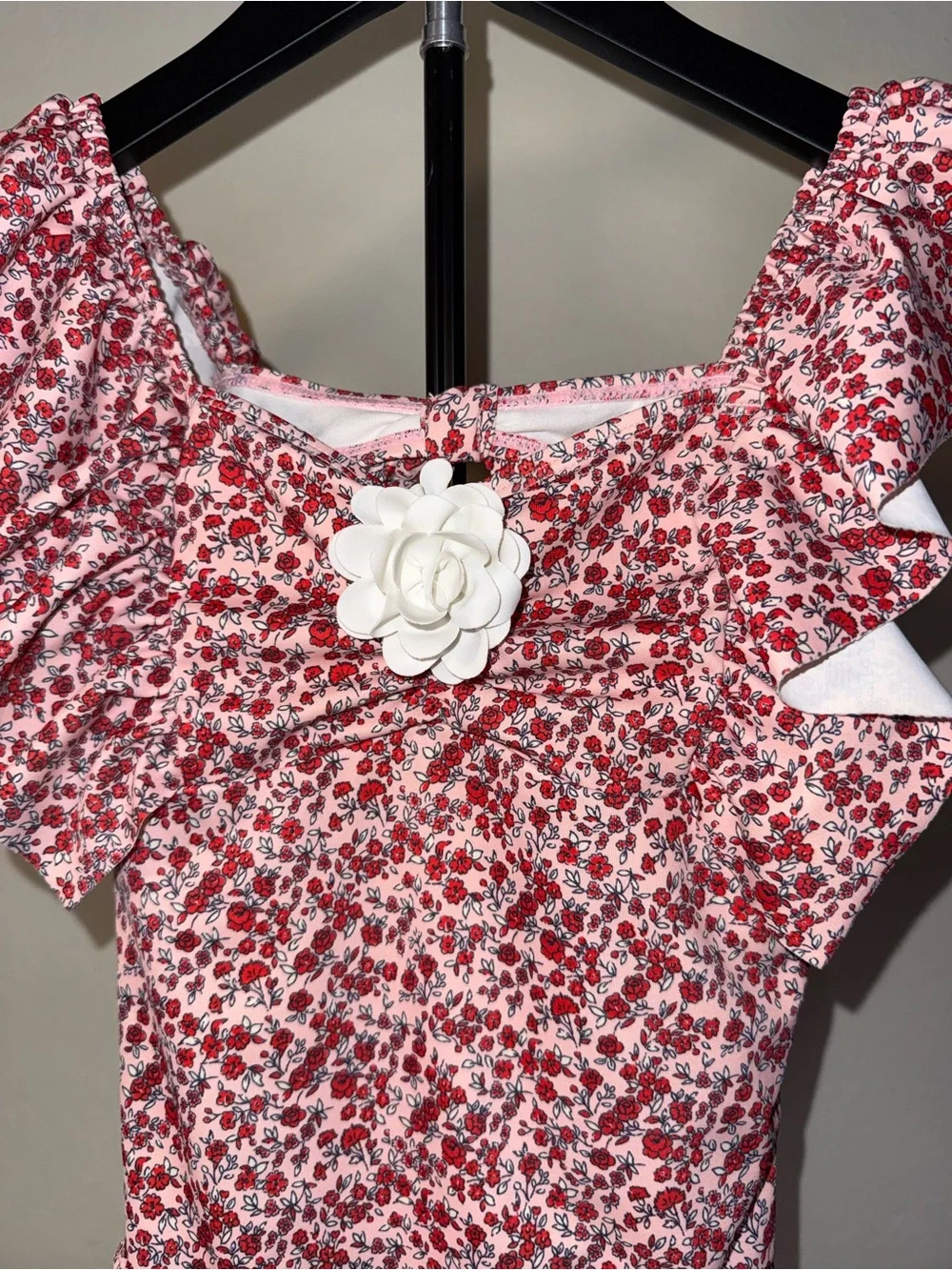 Janie and Jack Floral Ruffle One-Piece Swimsuit with Flower Accent, size 7